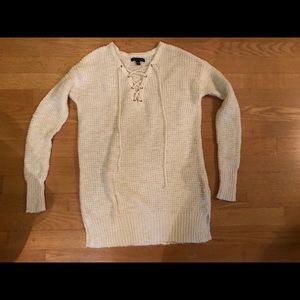 American Eagle white sweater